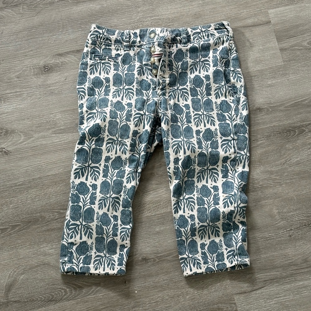 Anthropologie Denim Capris Size 28